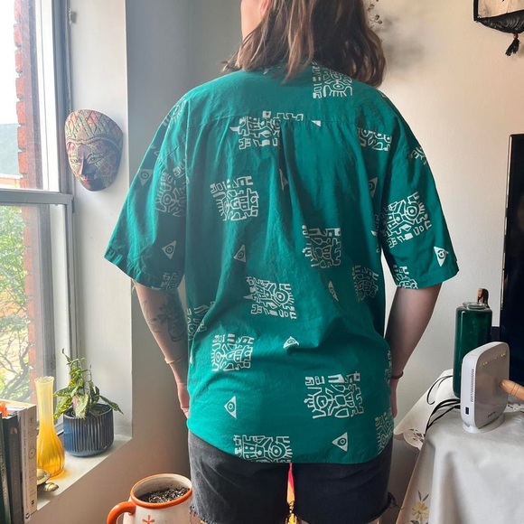 Retro Green Button Up💘 - Picture 2 of 2